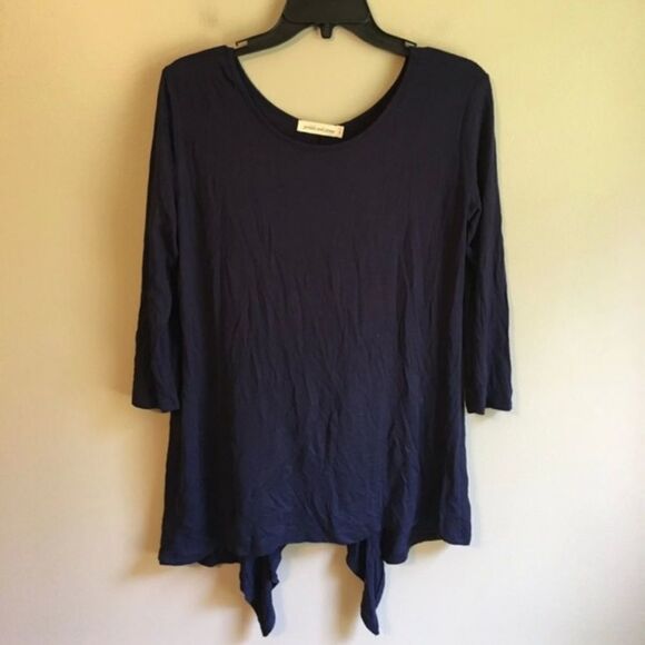 Pebble & stone small navy top - Picture 1 of 4